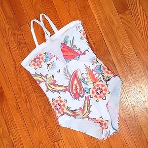 👙NWOT👙 White Paisley One Piece Swimsuit - XL